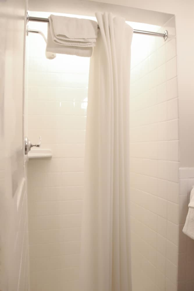 The Fountain Inn - photo 32