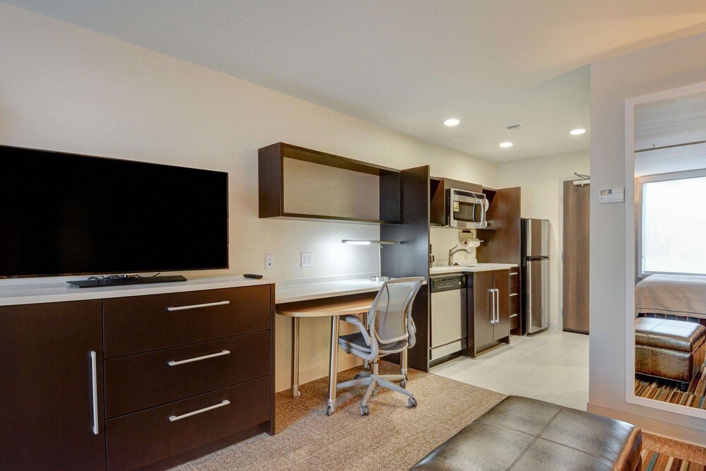 Home2 Suites by Hilton Irving DFW Airport North - photo 14