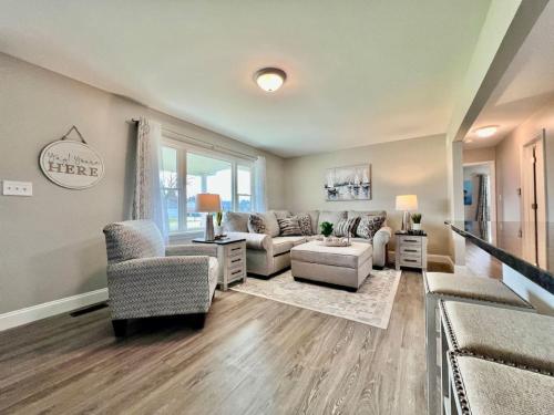 New remodel exquisite master suite Trenton Ohio — 4-Star Luxury Hotel in Trenton, United States