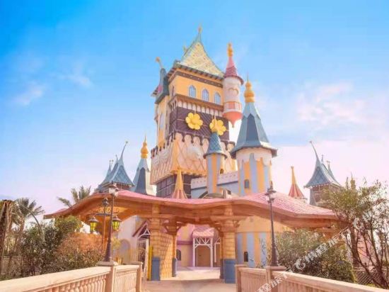 Yingde Aoyuan chocolate Kingdom Heart Flower Town cocoa Resort Hot Spring Villa in Yingcheng, People's Republic of China