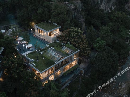 Wenzhou Xishan Outside Independent Valley Hotel — 4-Star Luxury Hotel in Wenzhou, People's Republic of China