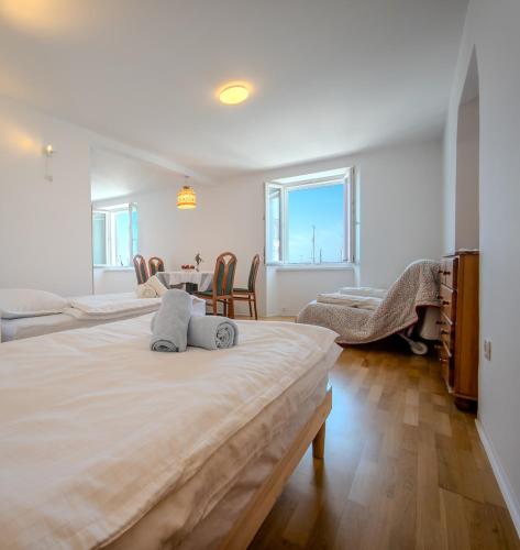Razkošen razgled na piransko pristanišče Luxurious Port of Piran View — 4-Star Luxury Hotel in Piran, Slovenia