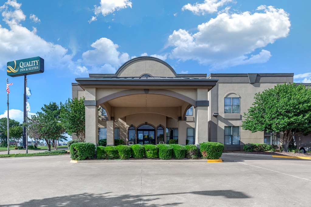 Quality Inn & Suites Durant - photo 3