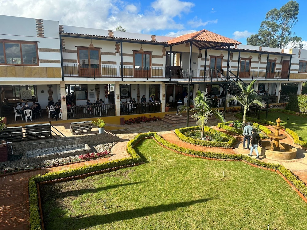Hotel Pliosaurio Campestre in Sachica, Colombia