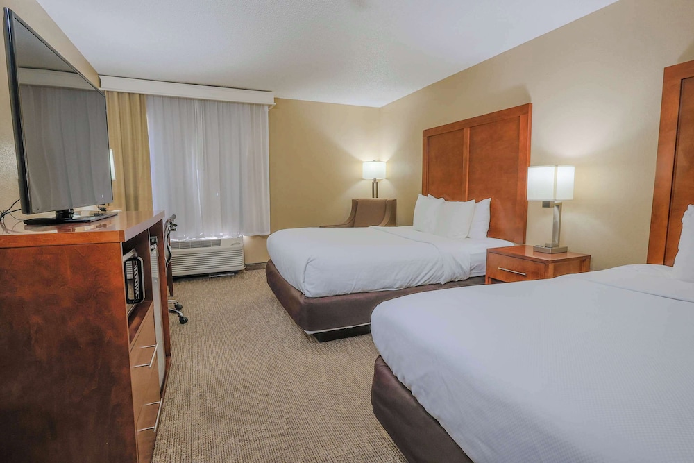 Comfort inn Ottawa Kansas - photo 4
