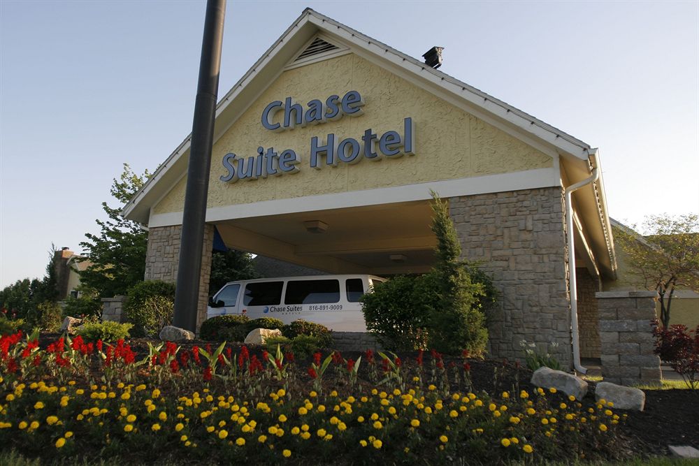 Chase Suite Hotel in Kansas City, United States