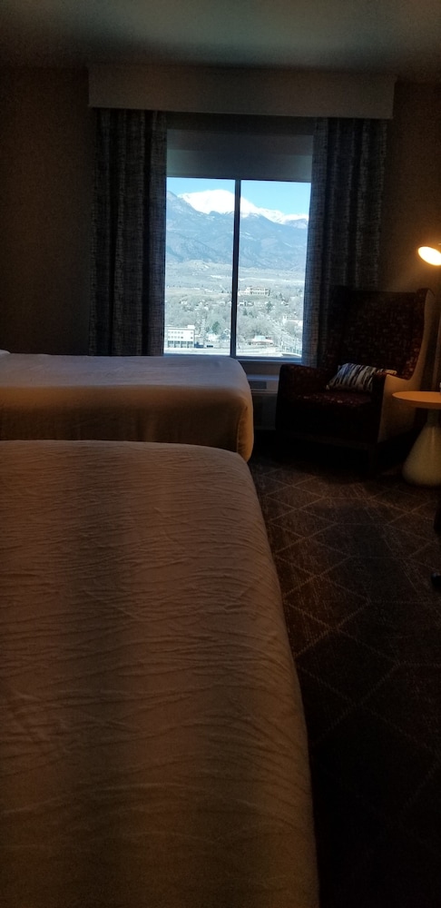 Hilton Garden Inn Colorado Springs Downtown - photo 29