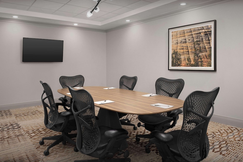 Hilton Garden Inn Casper - photo 34