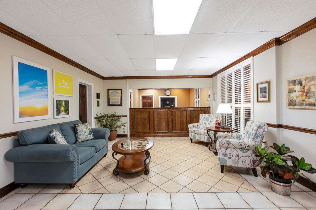 Days Inn by Wyndham Natchez - photo 6