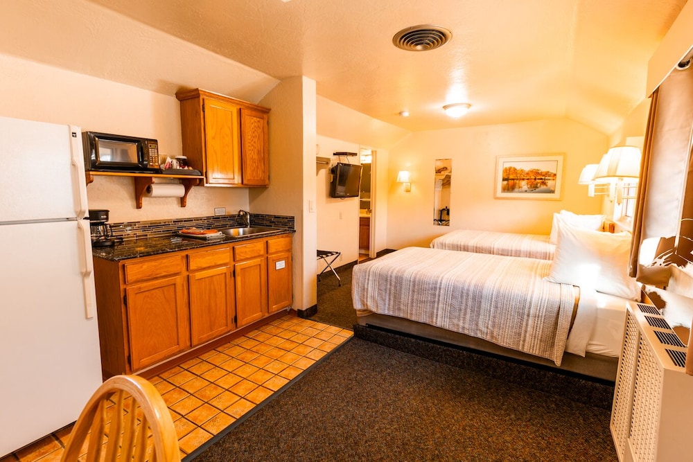 Woodland Motel - photo 18