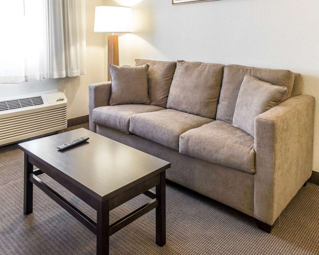 MainStay Suites Pittsburgh Airport - photo 20