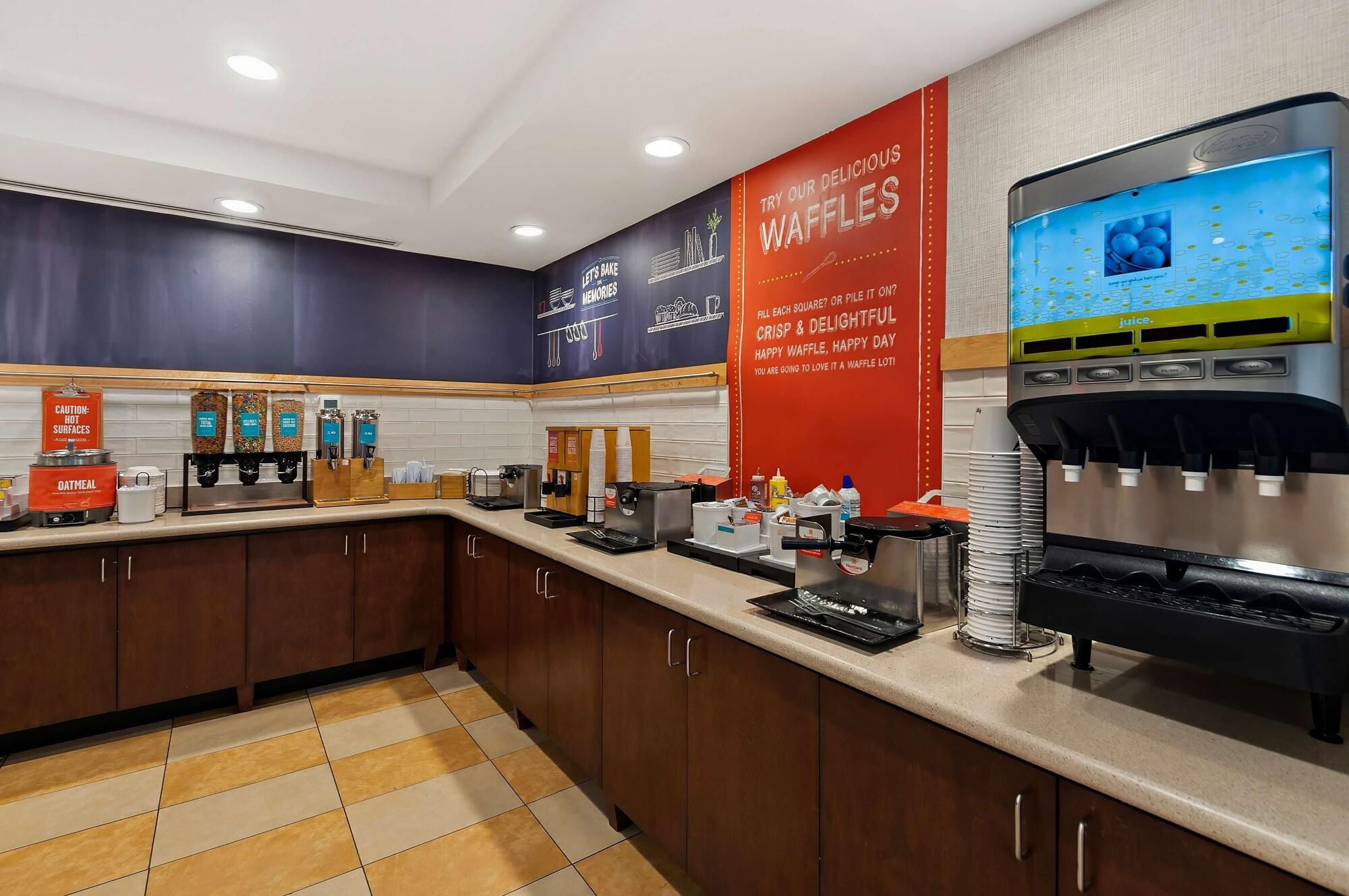 Hampton Inn & Suites Fort Belvoir Alexandria South in Alexandria, United States