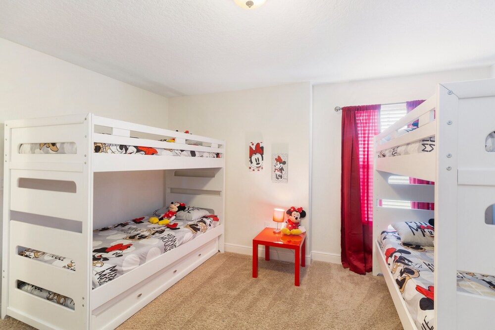 6 Bedrooms 5 Bathrooms Solterra 4193 Od - photo 18