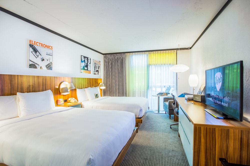 Howard Johnson Inn Fenway Park Boston in Boston, United States