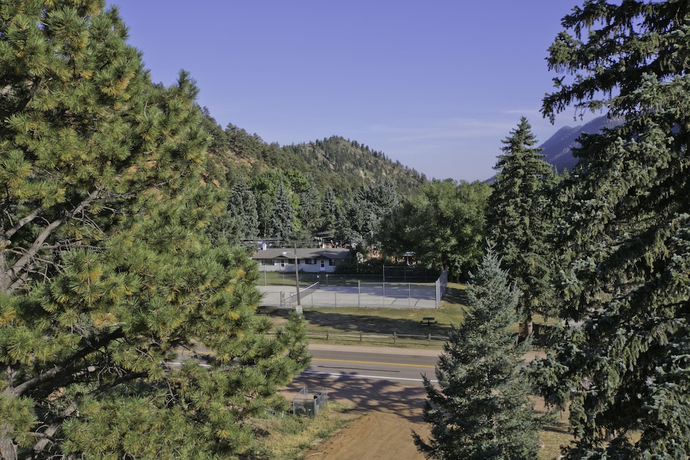 The Green Mountain Falls Lodge - photo 44