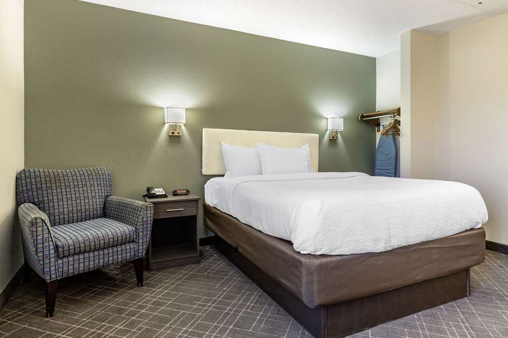 Quality Inn Spartanburg Northwest - photo 15