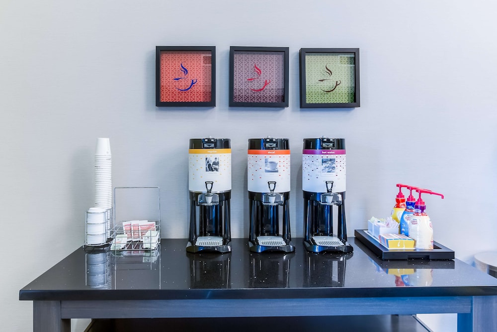 Hampton Inn White House - photo 7