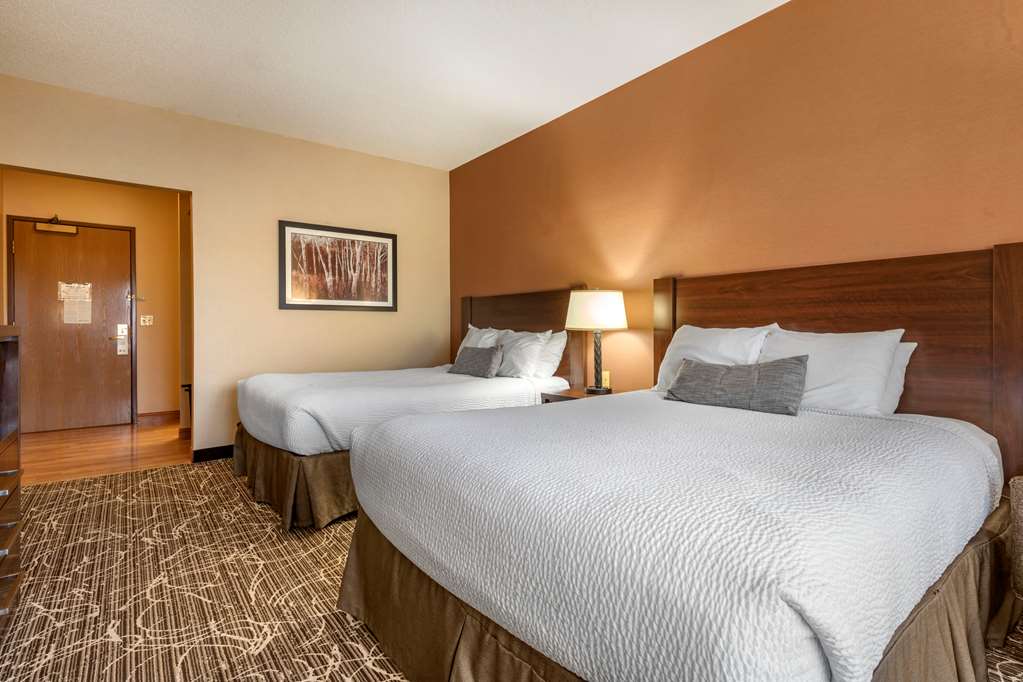 Best Western Plus Chelsea Hotel - photo 21