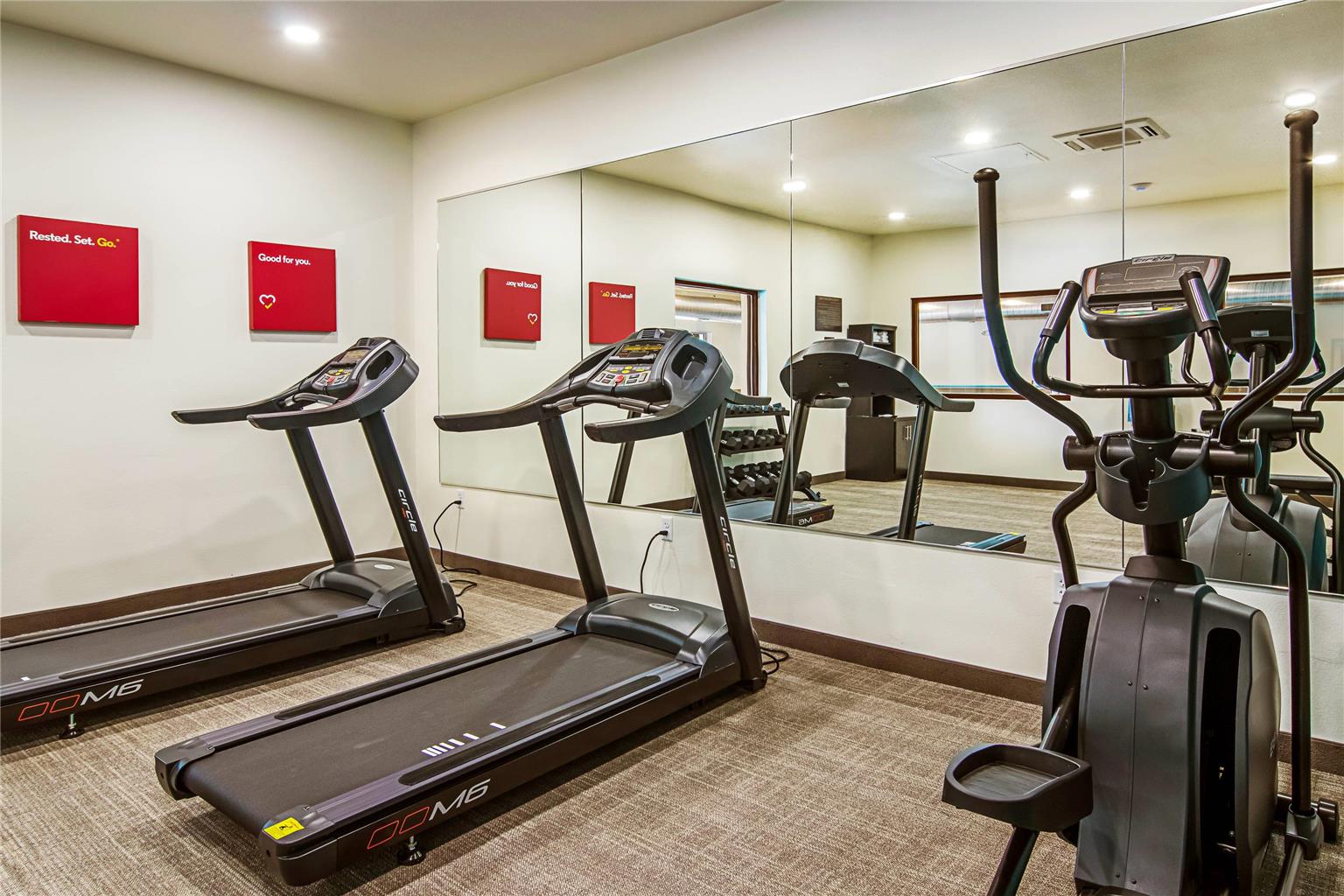 Comfort Suites Wooster near University Campus - photo 35