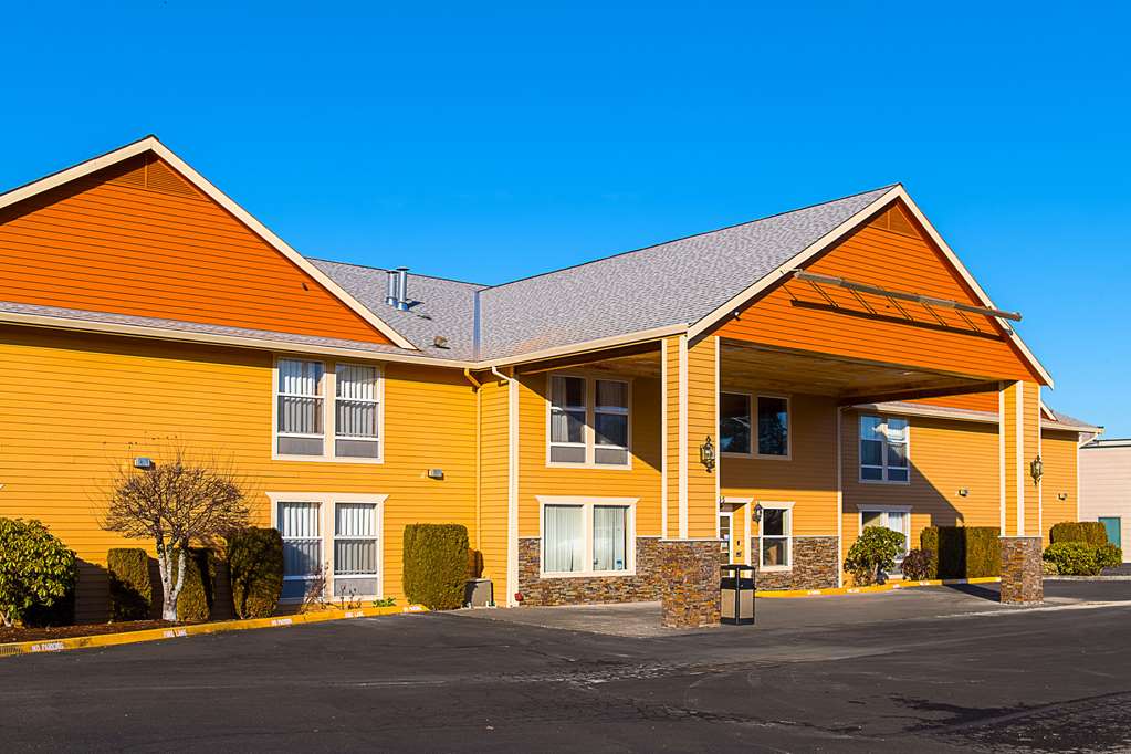 Econo Lodge Buckley - photo 4