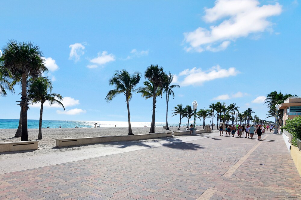 Beach Rooms Inn Hollywood Beach - photo 58