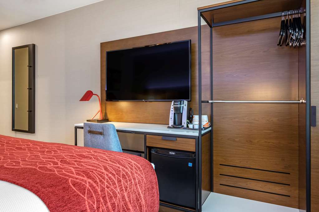 Comfort Inn JFK Airport - photo 10