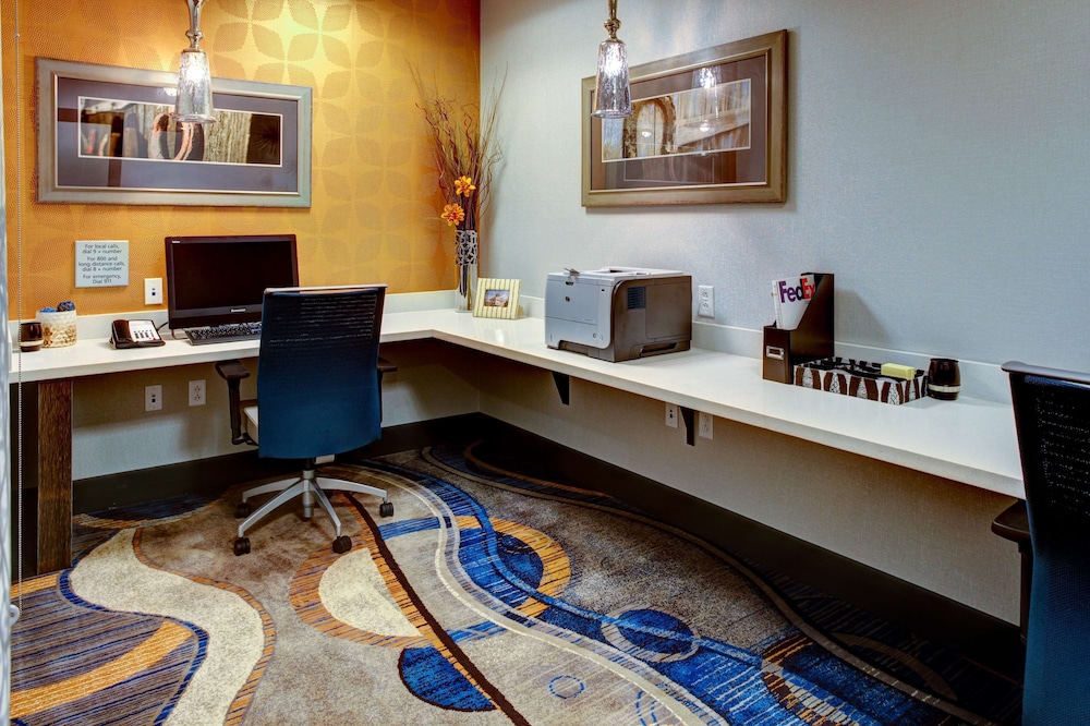 Hampton Inn & Suites Columbus - photo 55
