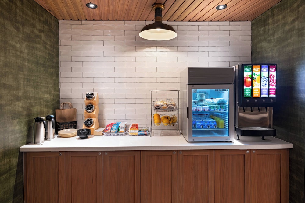 Fairfield Inn & Suites by Marriott Oskaloosa - photo 18