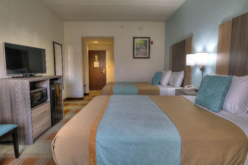 Pigeon River Inn - photo 53