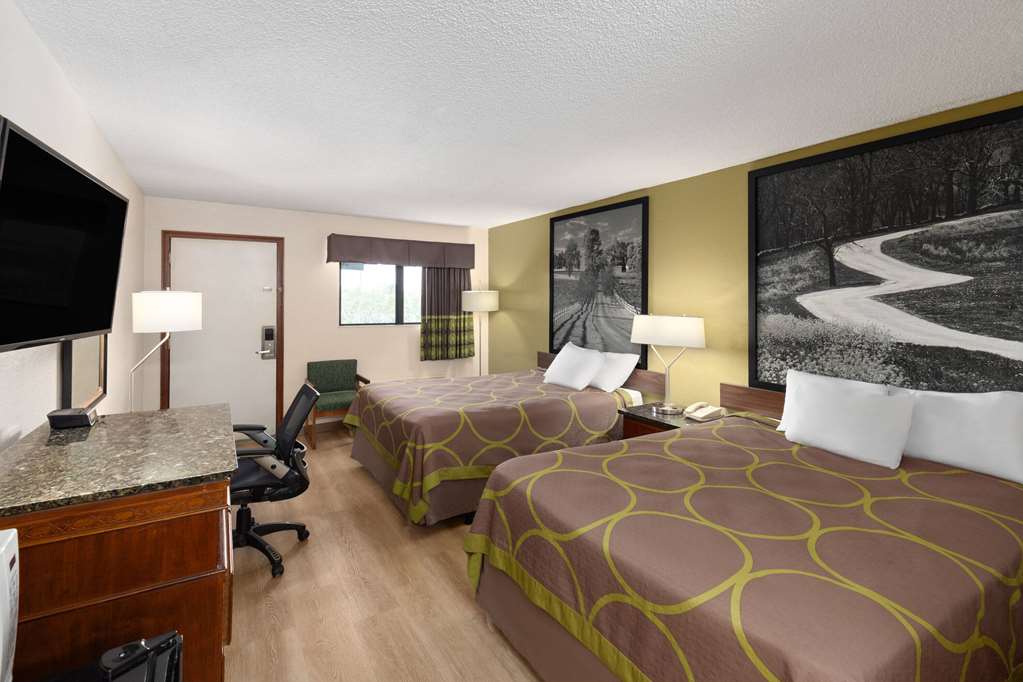 Super 8 by Wyndham Fort Mitchell Cincinnati Area - photo 17