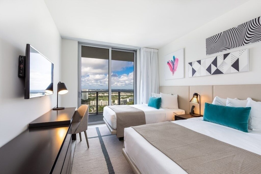 Hyde Beach House Luxury resort 3 Bedroom Condo by RedAwning - photo 7