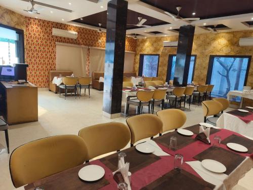 Hotel The Siwan International — Siwan — photo 5