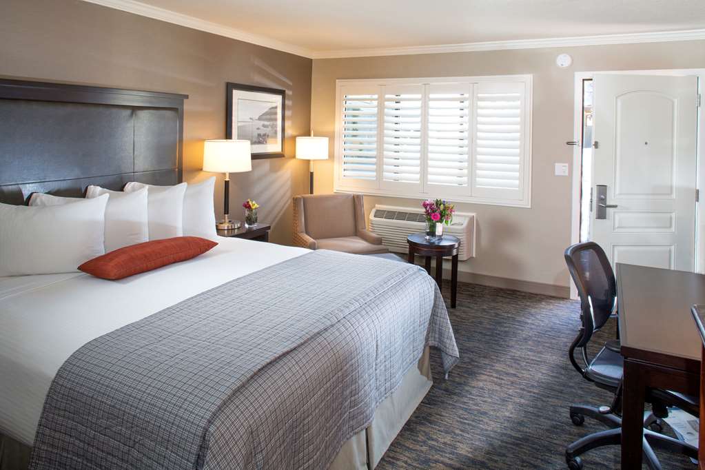 Best Western Plus Humboldt Bay Inn - photo 17