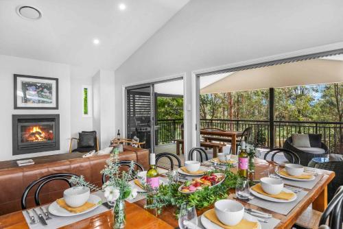 Hunter Treehouse — 4-Star Luxury Hotel in Pokolbin, Australia