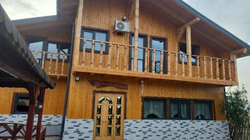 Cabana Adam Si Eva — hotel in Gura Raului