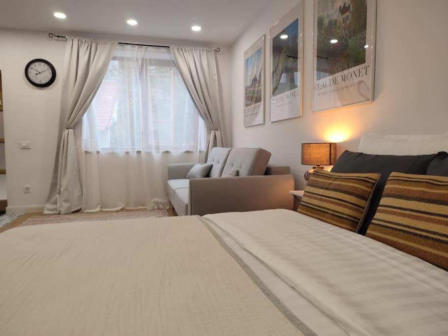 Altstadt House — 4-Star Luxury Hotel in Brasov, Romania