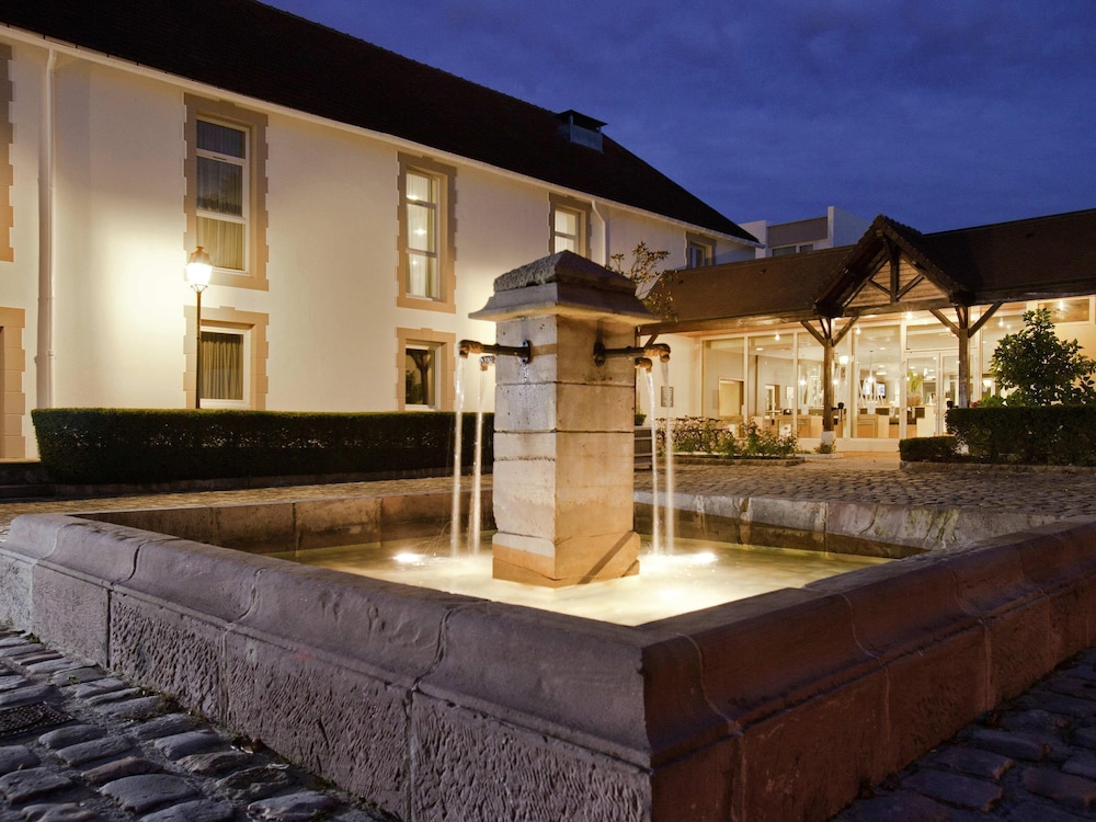 Novotel Paris Saclay — 4-Star Luxury Hotel in Saclay, France