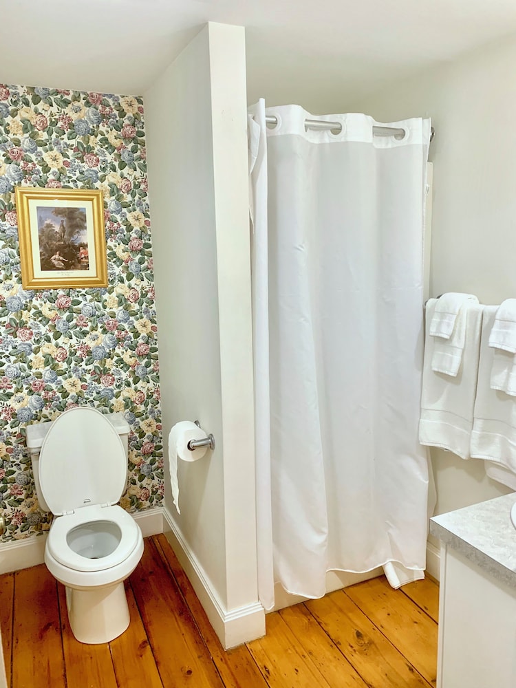 Old Orchard Beach Inn - photo 36