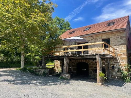 Gîte exceptionnel au bord de la rivière Lot — hotel in Capdenac-Gare