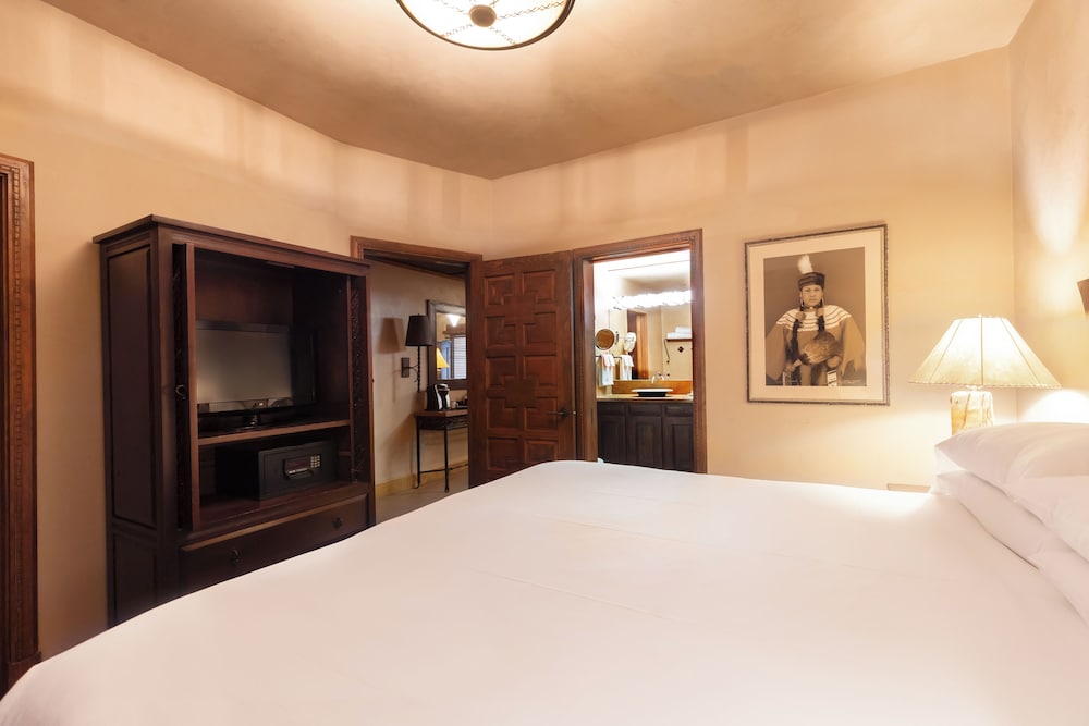 El Monte Sagrado Living Resort & Spa - photo 14