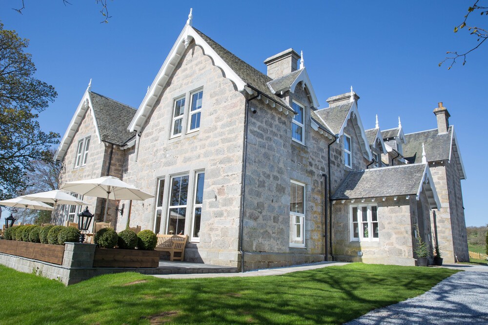 Muckrach Hotel — 4-Star Luxury Hotel in Grantown On Spey, United Kingdom