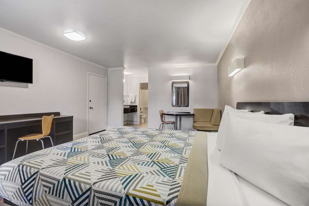 Motel 6 Lodi CA - photo 15