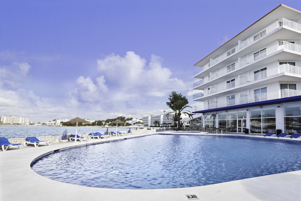 azuLine Mar Amantis II in Sant Antoni De Portmany, Spain