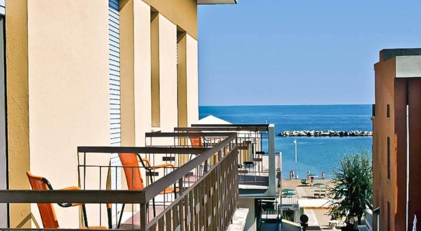 Hotel Tura — hotel in San Giovanni