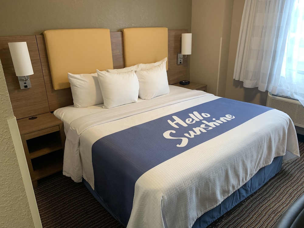 Days Inn by Wyndham Brooklyn Borough Park - photo 19