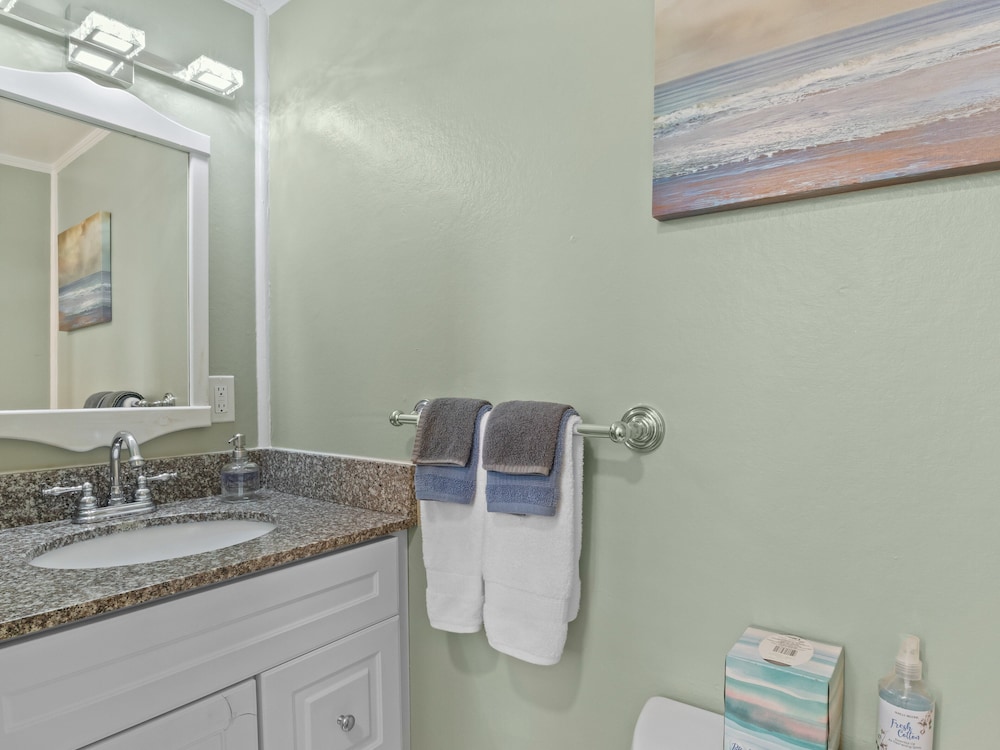 The Seagrove Suites & Guest Rooms - photo 47