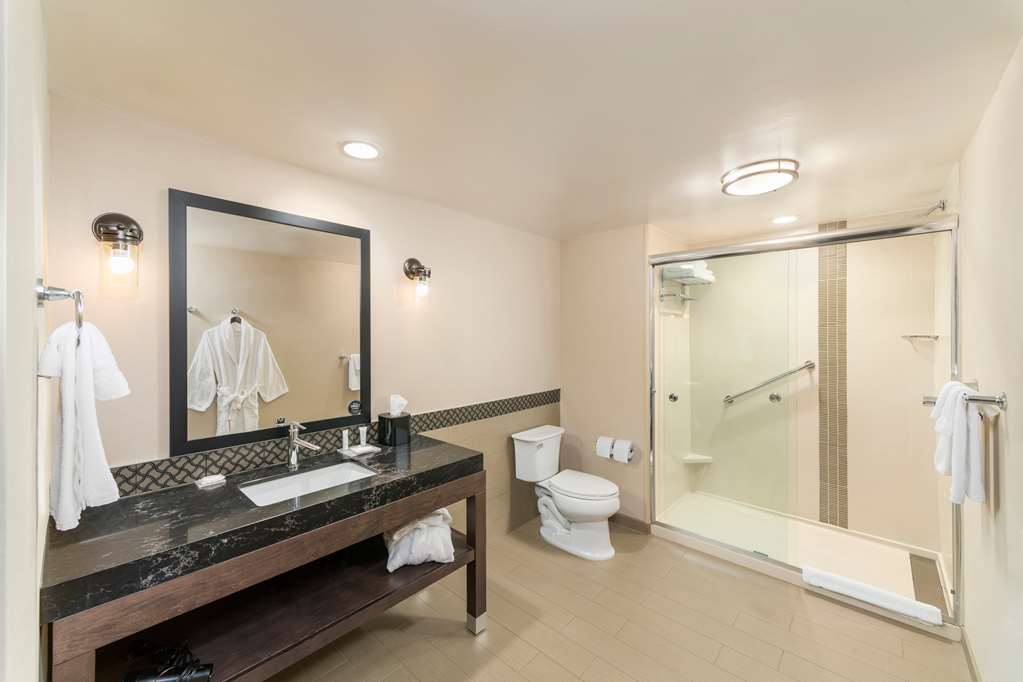 Hyatt Place Greenville Downtown - photo 70