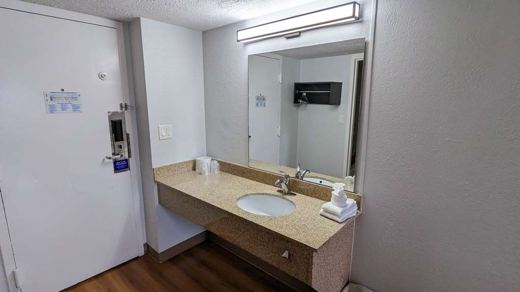 Motel 6 Framingham MA Boston West - photo 19