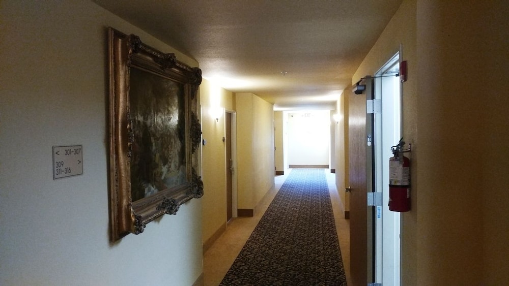 Palace Inn Suites Lincoln City - photo 21
