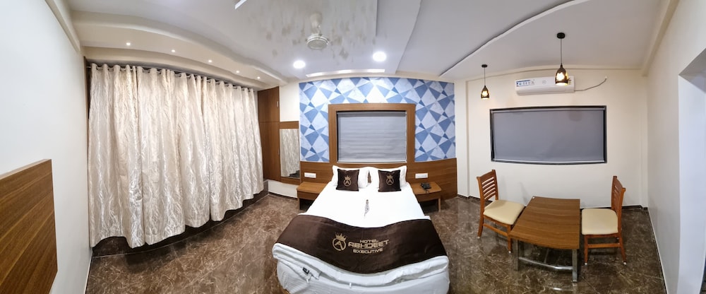 Hotel Abhijeet Executive - last minute hotel in Barsi